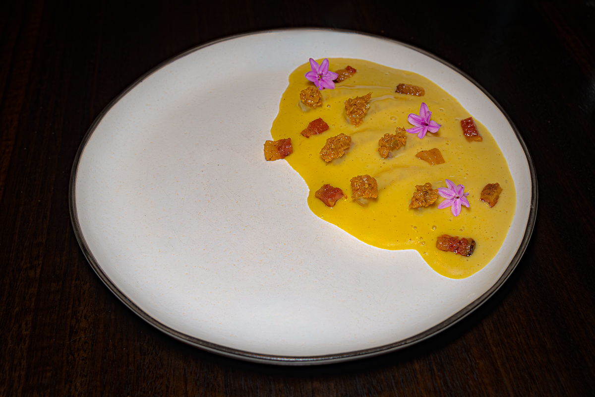 Algarve prawn, curry and guanciale